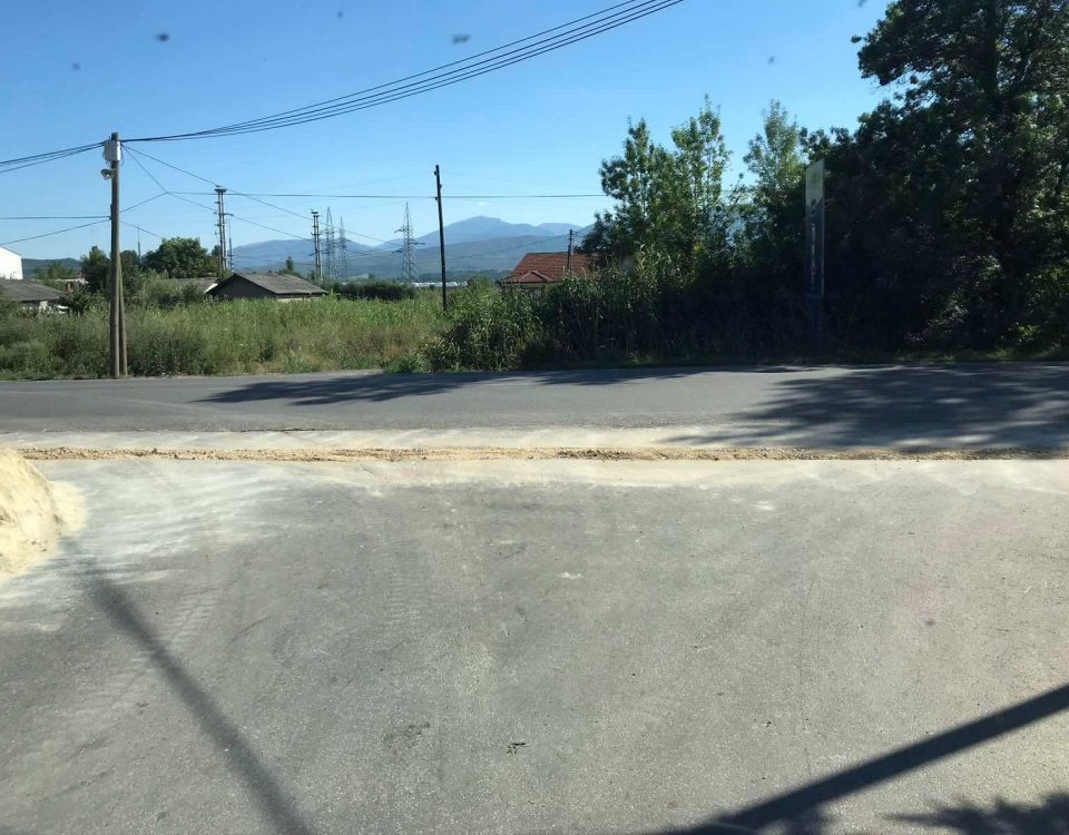 The project "Construction of a pedestrian path in the village. Petrovec, route along the road R1102" is completed